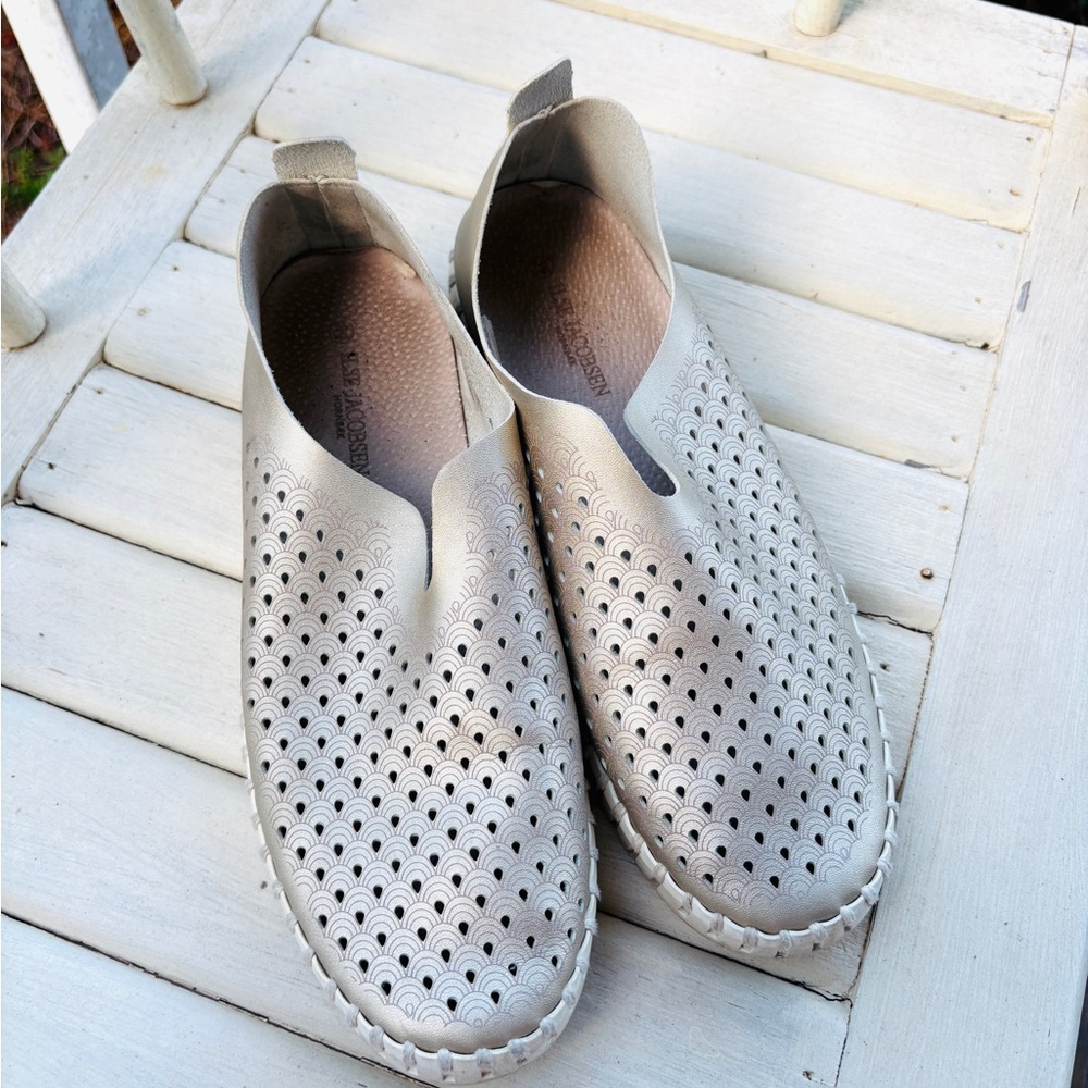 Ilse Jacobsen Metallic Slip-On Flats
